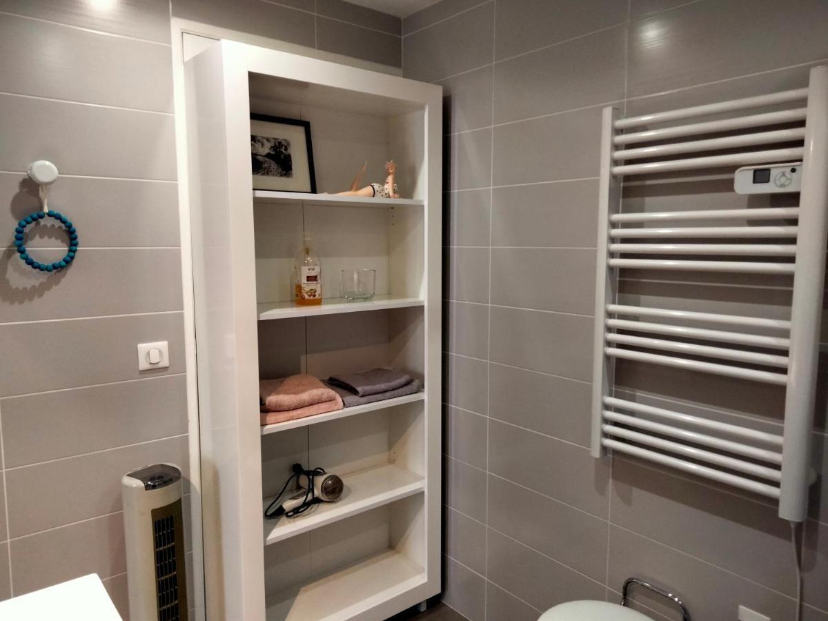 Les Chambres Hautes D'Anastasia Rodez Exterior foto