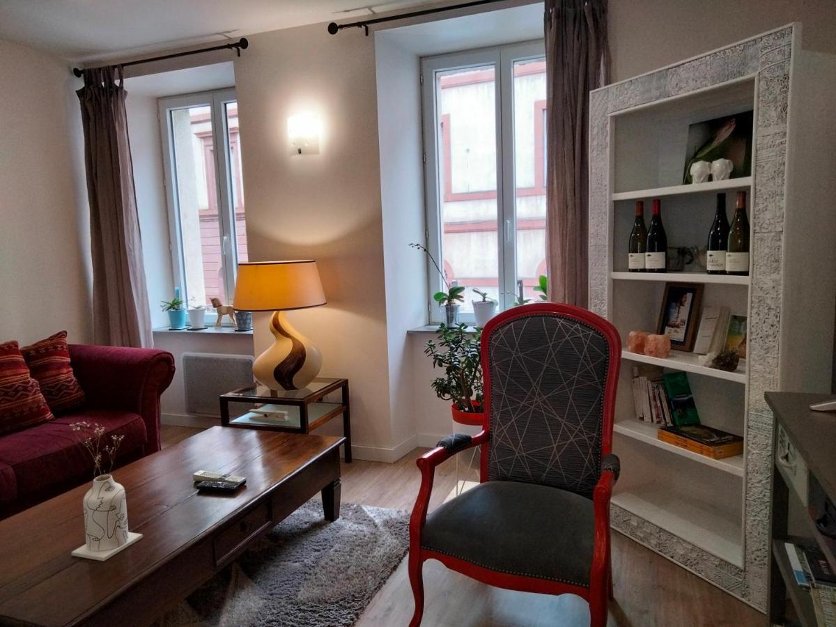 Les Chambres Hautes D'Anastasia Rodez Exterior foto