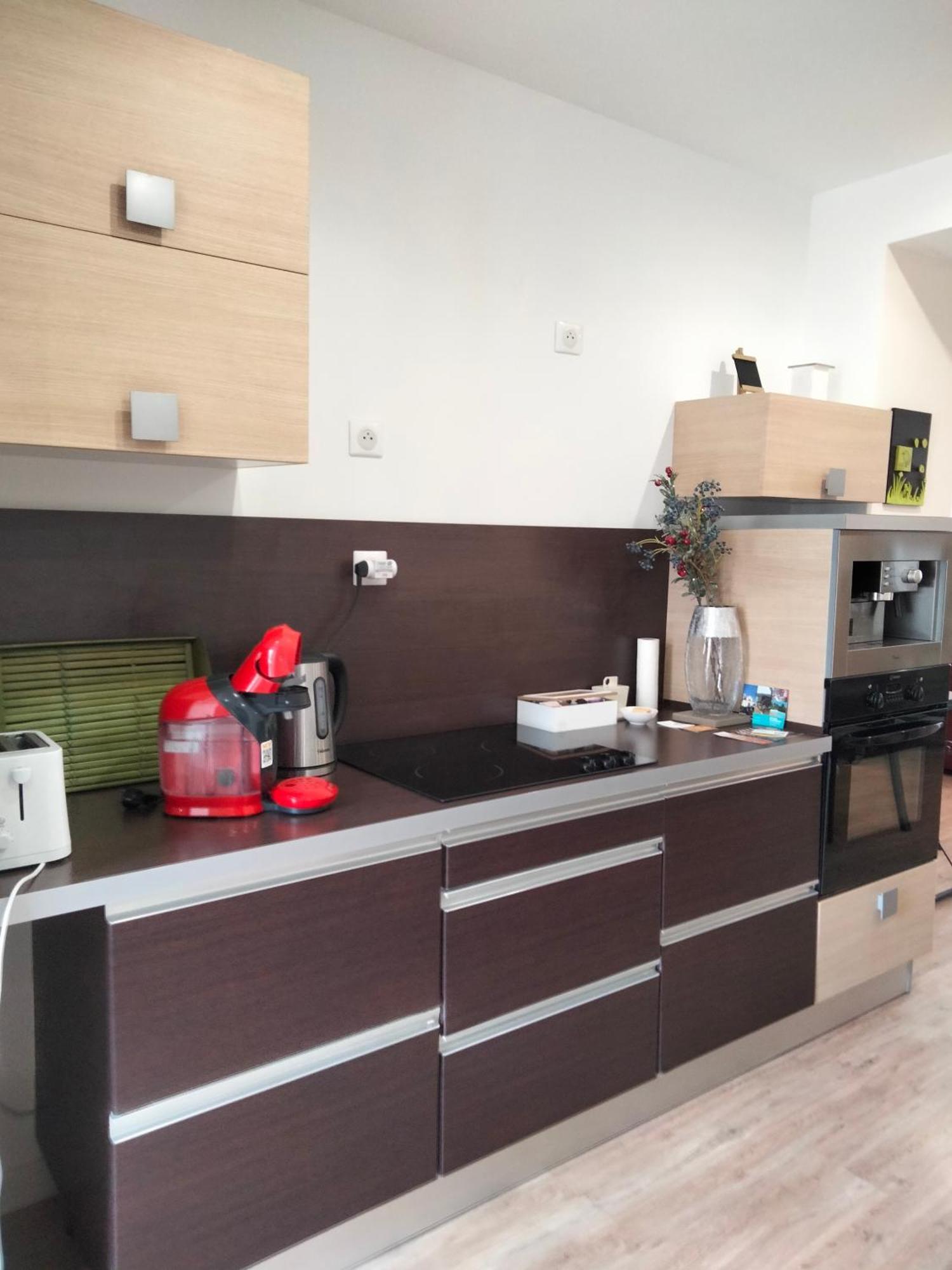 Les Chambres Hautes D'Anastasia Rodez Exterior foto
