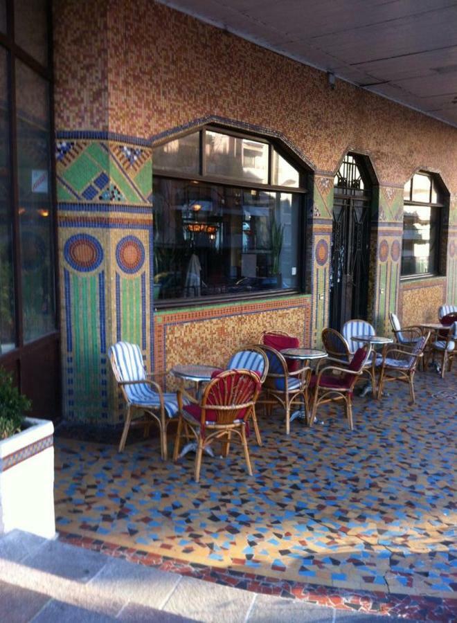 Les Chambres Hautes D'Anastasia Rodez Exterior foto